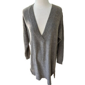 Stitchdrop Sweater Dress Fawn Size Medium  V-Neck Long Sleeve NEW NWT Winter